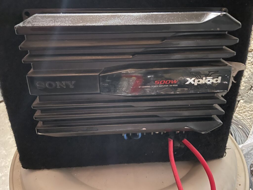 Dinamiklər və sabvuferlər, Sony, Karbon