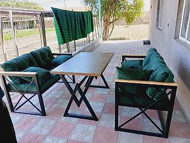 Yeni, Kvadrat masa, Açılmayan, Skameykalar ilə, Azərbaycan - şəkil 3