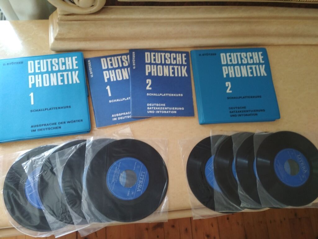 Alman dili fonetikası. Ştotser. 8 ədəd qramafon valı və 2 kitabçadan