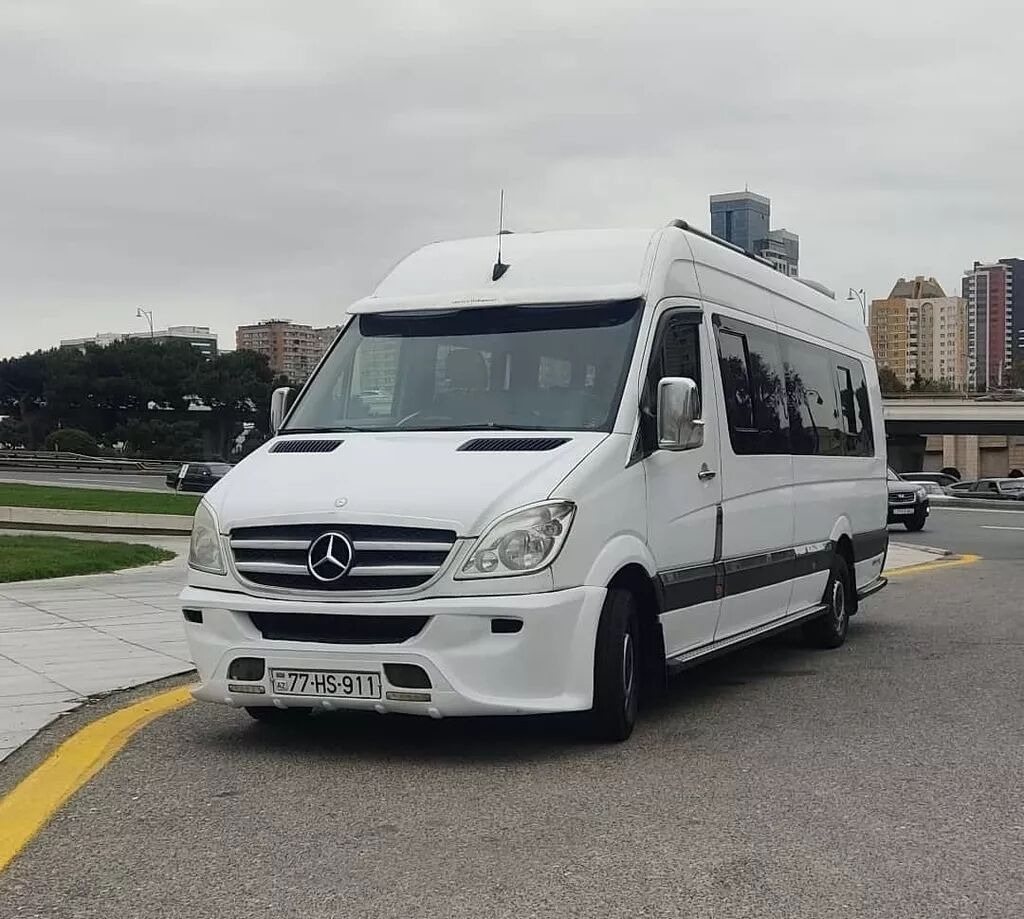 Avtobus Sprinter 20 nəfərlik.Ölkə daxili istədiyiniz yerə sifariş