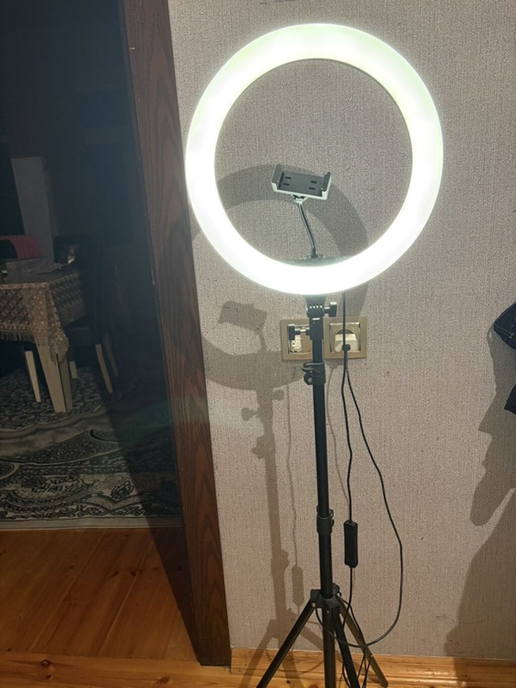 RGB LED halqa işıq tripod dəsti - 26–30 sm diametrli halqa işıq - RGB