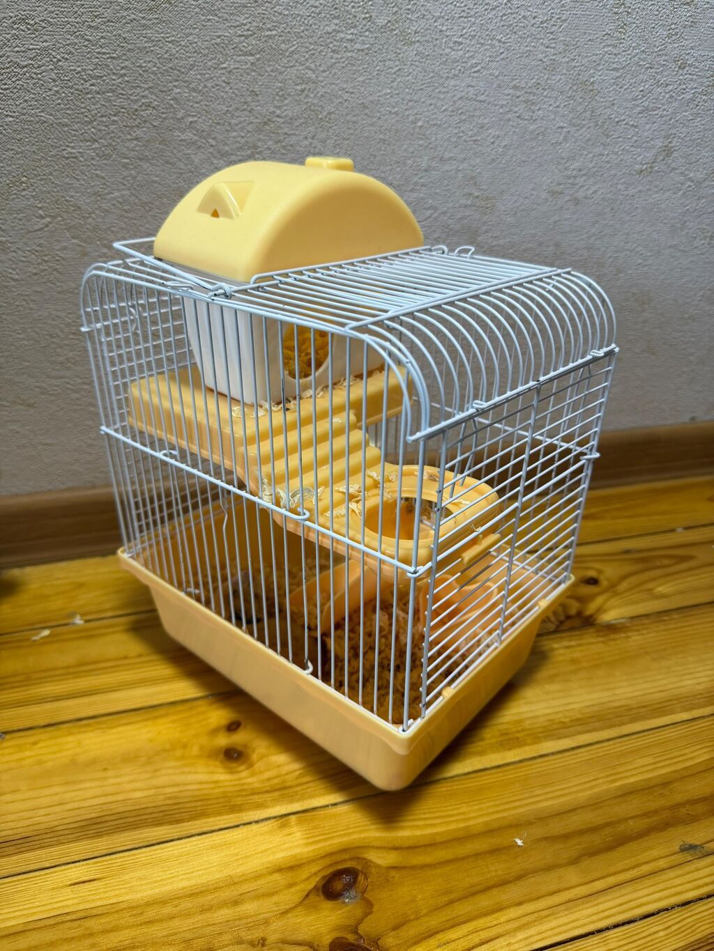 Xamyak və Qəfəsi satılır, paçkada yemi və yekə apilkasıda verilir