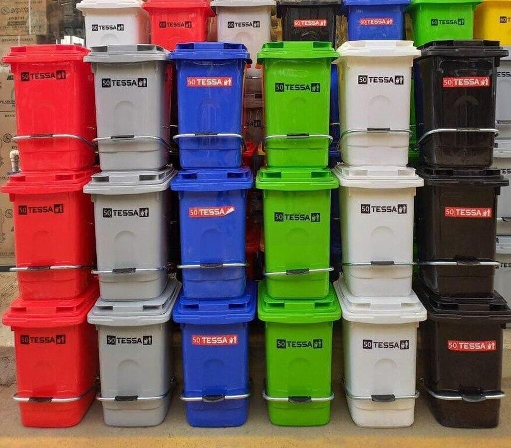 Plastik tullantı qablarıHəyətdə obyektdə səliqə və təmizlik üçün