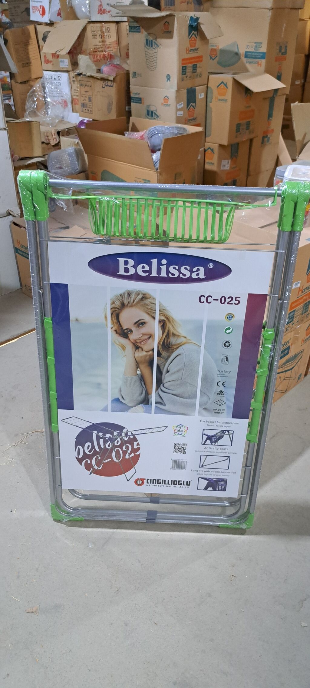 Paltar susilkalar paltar askisi paltar.sergisi