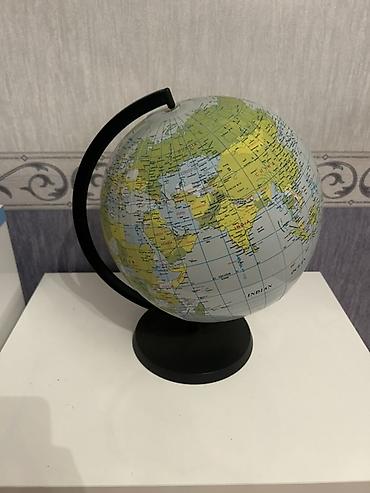 Dünyanın siyasi xəritəsi olan masa qlobusu - Klassik dizayn: qara - şəkil 3