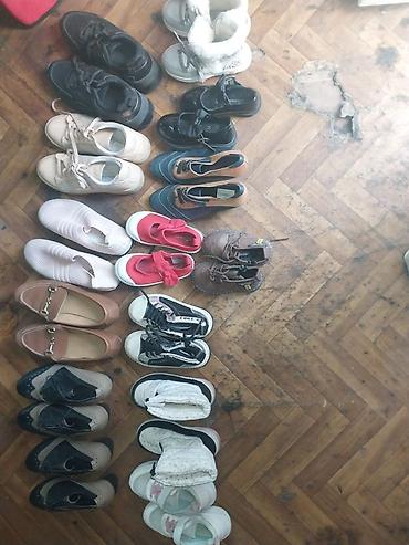 Uşaq ayaqqabıları dəsti – müxtəlif modellər və ölçülər Ikinci el - şəkil 3