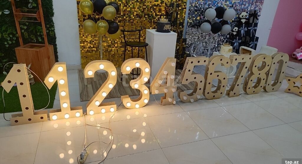 İşıqlı dekorativ reqemer - 0-dan 11-e qədər iri ölçülü, lampalı