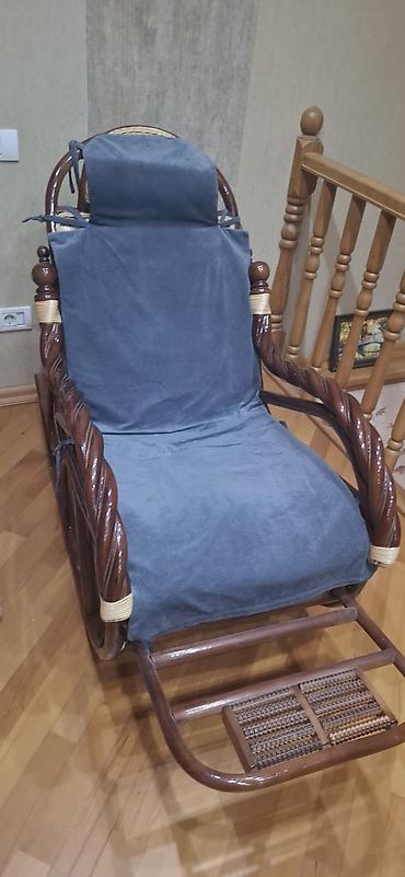 Yellənən kreslo. Vəziyət əla. Qiyməti 200 Azn - şəkil 3