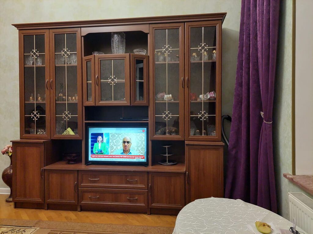 İşlənmiş, TV stend, Azərbaycan