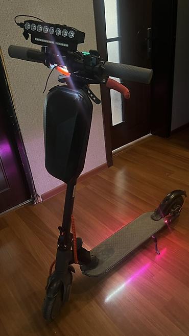 İşlənmiş Elektrik samokat 8", 251 - 350 Vt, 26 - 35 km/s - şəkil 4