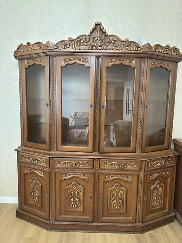 Klassik üslubda vitrin-bufet - Material: tam ağac karkas, yuxarı - şəkil 2