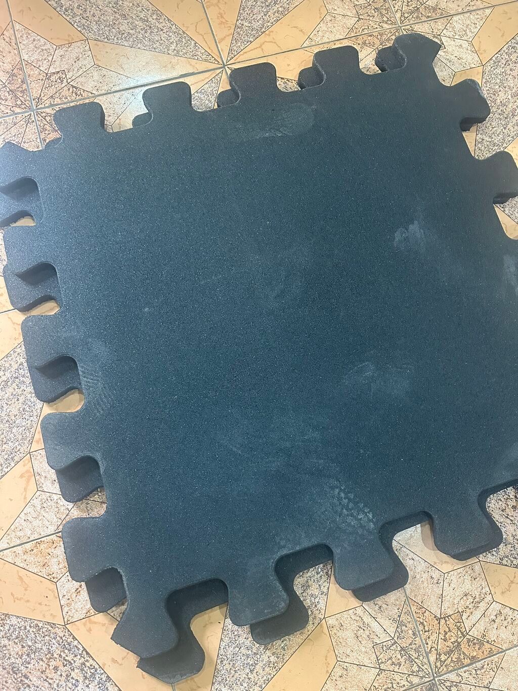 Tatami rezin döşemelerin topdan satşı unvan bine ticaret merkezi ve