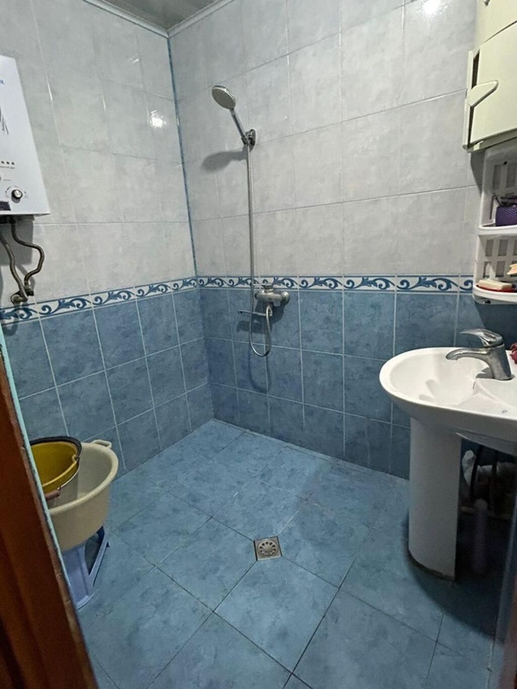 Xırdalan, 3 otaqlı, Köhnə tikili, 70 kv. m