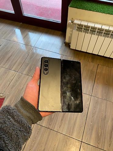 Samsung Galaxy Z Fold 3, 256 GB, rəng - Qara, Qırıq - şəkil 4