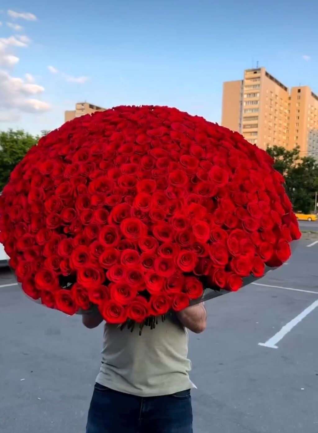 🔴 501 Qızılgül buketi - 1ci sort 970₼/2ci sort 820₼ 🌐 Ünvan Əcəmi m