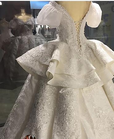 Topdan və pərakəndə gəlinliklər: Türkiyə istehsalı. Gelınlik – zərif - şəkil 2