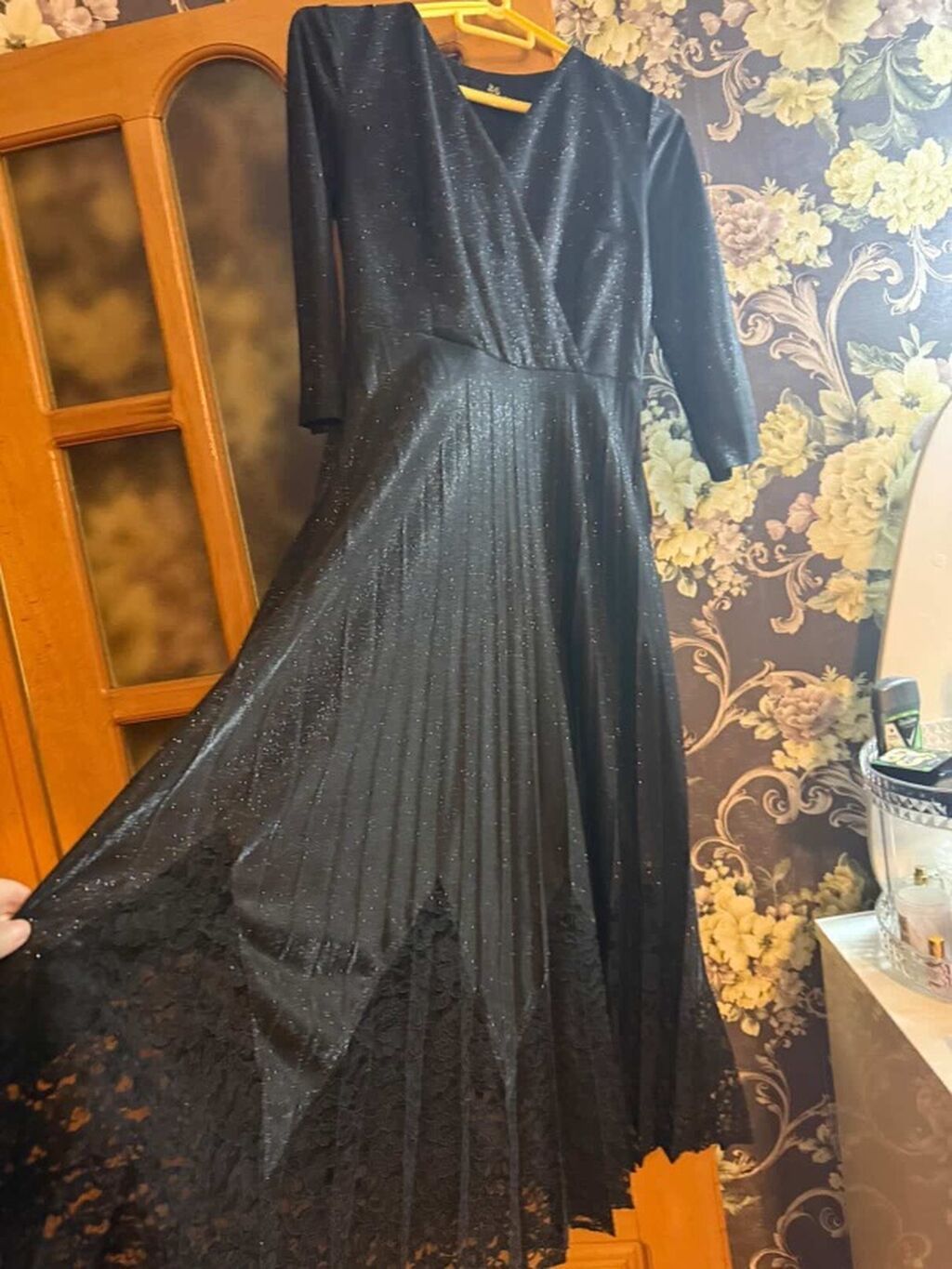 Zərif qara ziyafət donu - Parıltılı parça ilə hazırlanmış, elegant