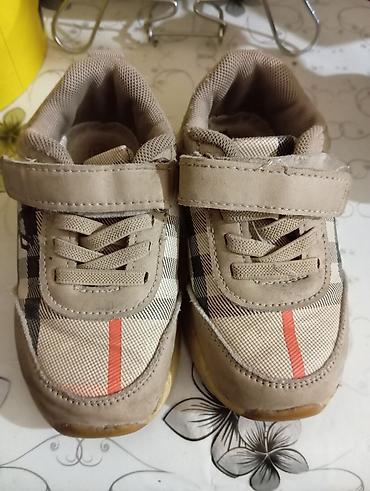 Uşaq ayaqqabıları ehdiyaci olan aparsin odeniwsiz - şəkil 2