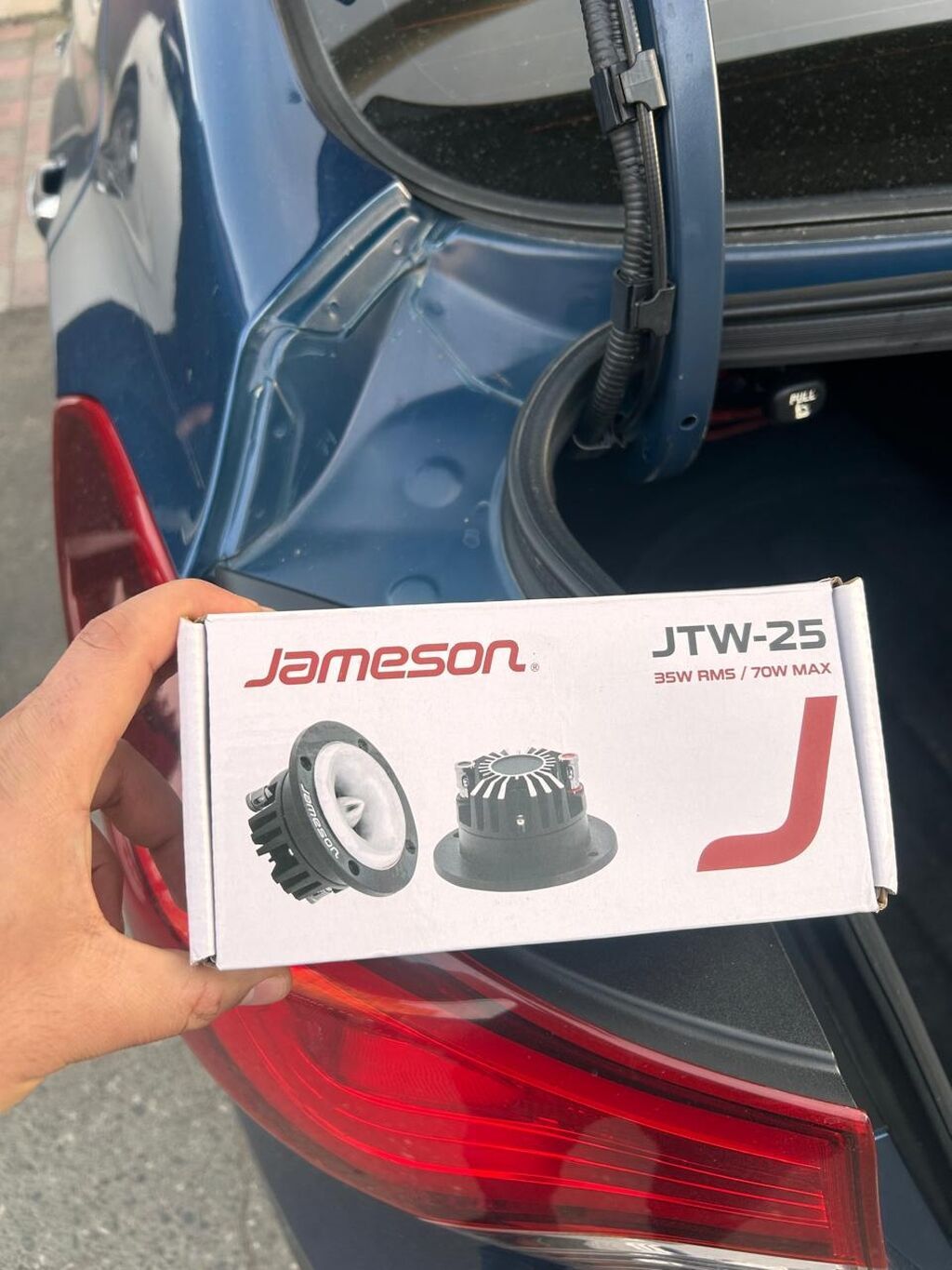 Dinamiklər və sabvuferlər, Alüminium