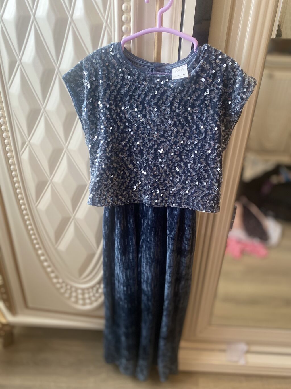 Продам вещи на девочку 8-9 лет! Только пакетом!