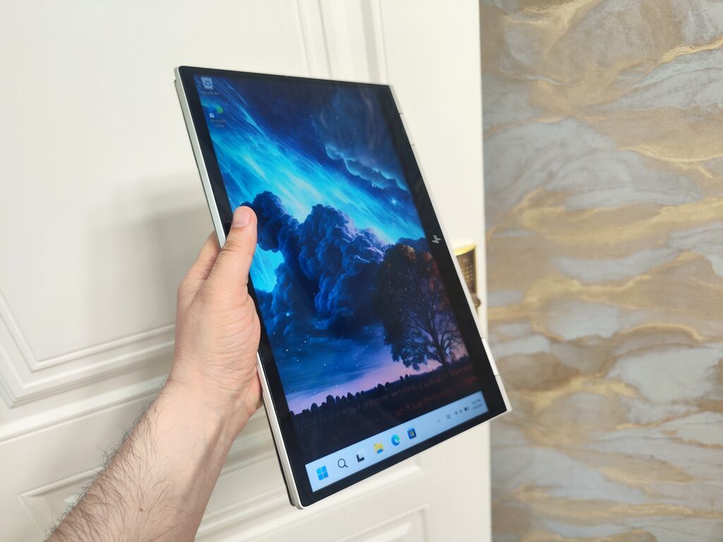 Hp Elitebook 830 g8 x360, ikinci əl tam işlək Prosessor i5-1135g7