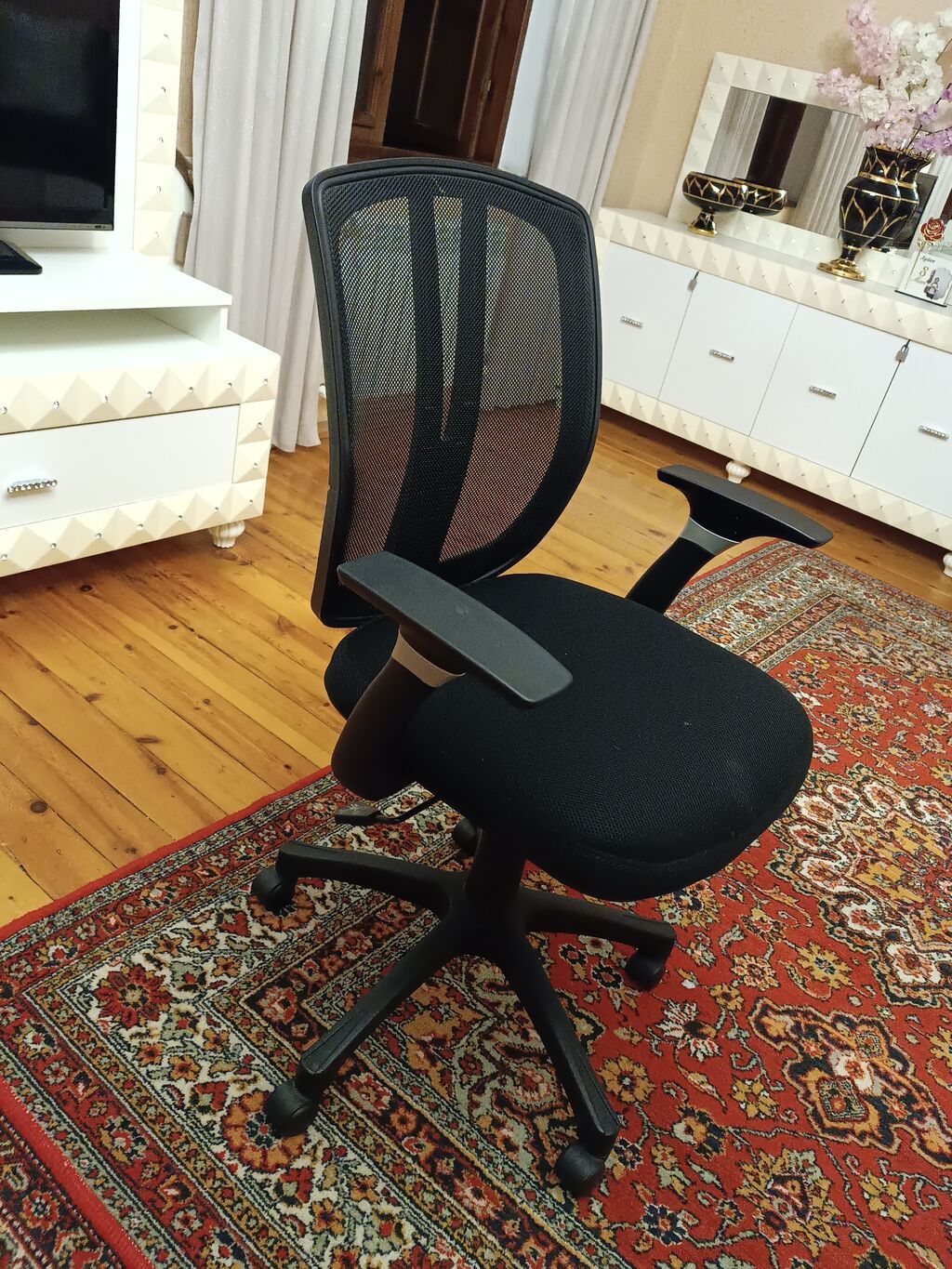 Təkərli, Qolları tənzimlənmir, Parça