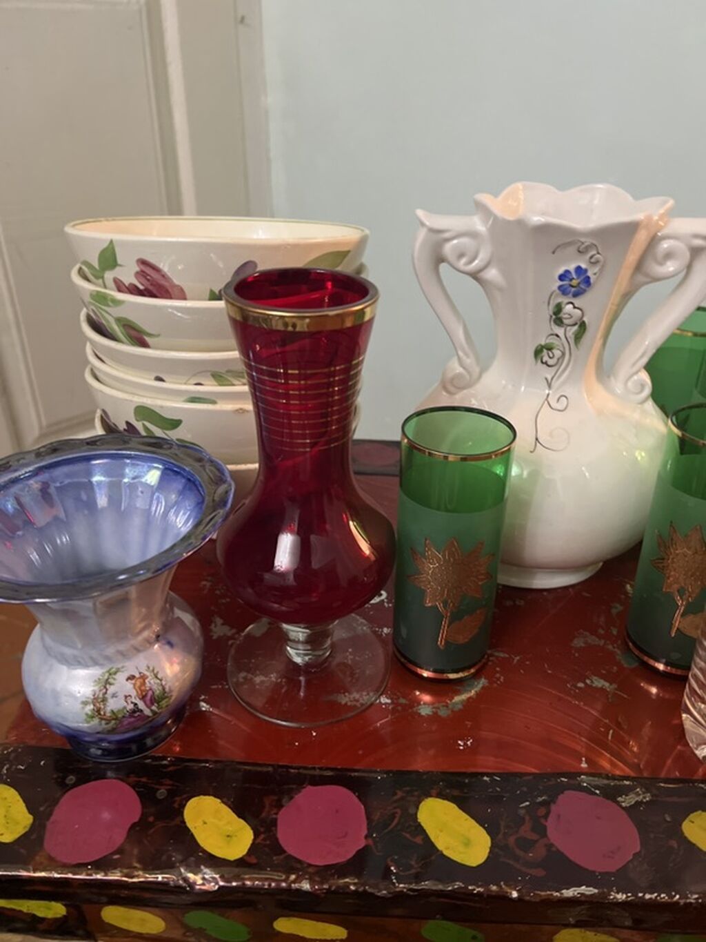 Müxtəlif dekorativ qab-qacaq və bəzək aksesuarları dəsti - 1 ədəd ağ