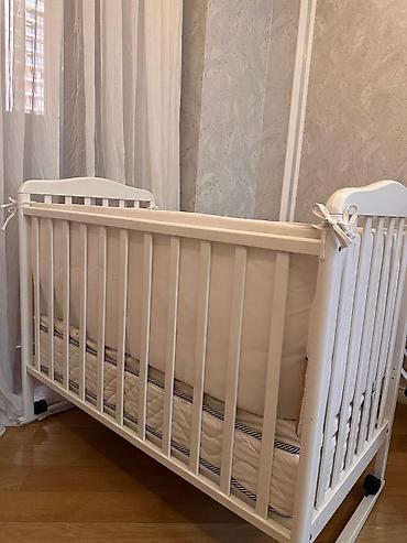 Oğlan və qız üçün, İşlənmiş, Dördbucaq, Beşik, Dəst ilə, Matras ilə, Yellənmə mexanizm ilə - şəkil 2