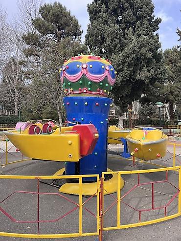 Uşaq əyləncə karuseli – mini “uçan qayıqlar” - Açıq hava attraksionu - şəkil 2