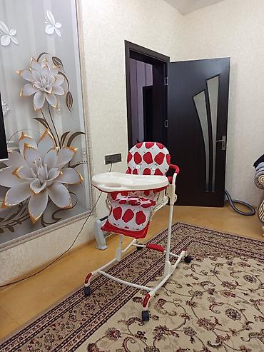 Uşaq yemək stulu – qırmızı-ağ alma naxışlı - Rahat və yumşaq - şəkil 3