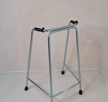 Yerimək üçün arabalar, çəliklər, əsalar, rollatorlar - şəkil 3