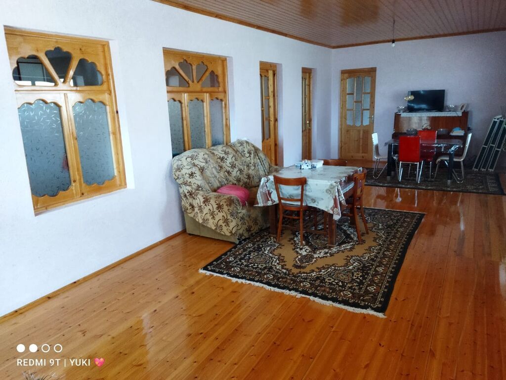 Şəki, 109 kv. m, 5 otaqlı