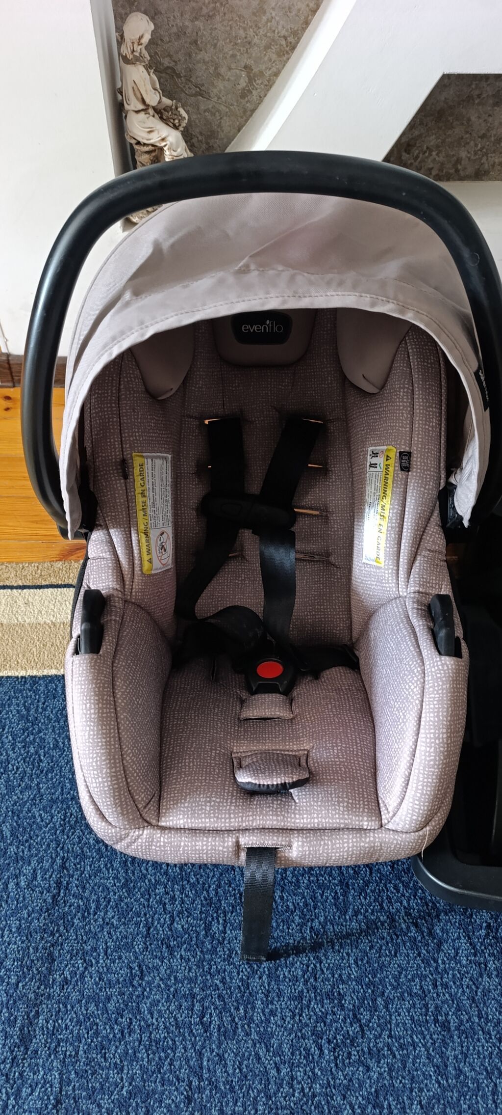 Evenflo uşaq avtomobil oturacağı (körpə üçün daşıma tipli) -