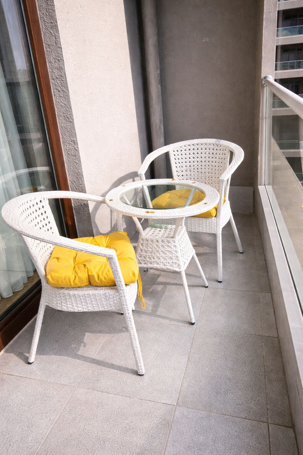 Balkon/teras, heyət,Bağ evi üçün 3 parçalı mebel dəsti yalniz masa