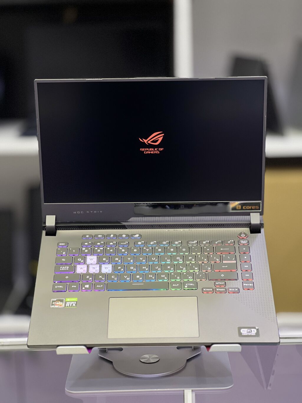 İşlənmiş ASUS ROG, 15.6 ", AMD Ryzen 7, 512 GB, Ünvandan götürmə, Pulsuz çatdırılma, Ödənişli çatdırılma