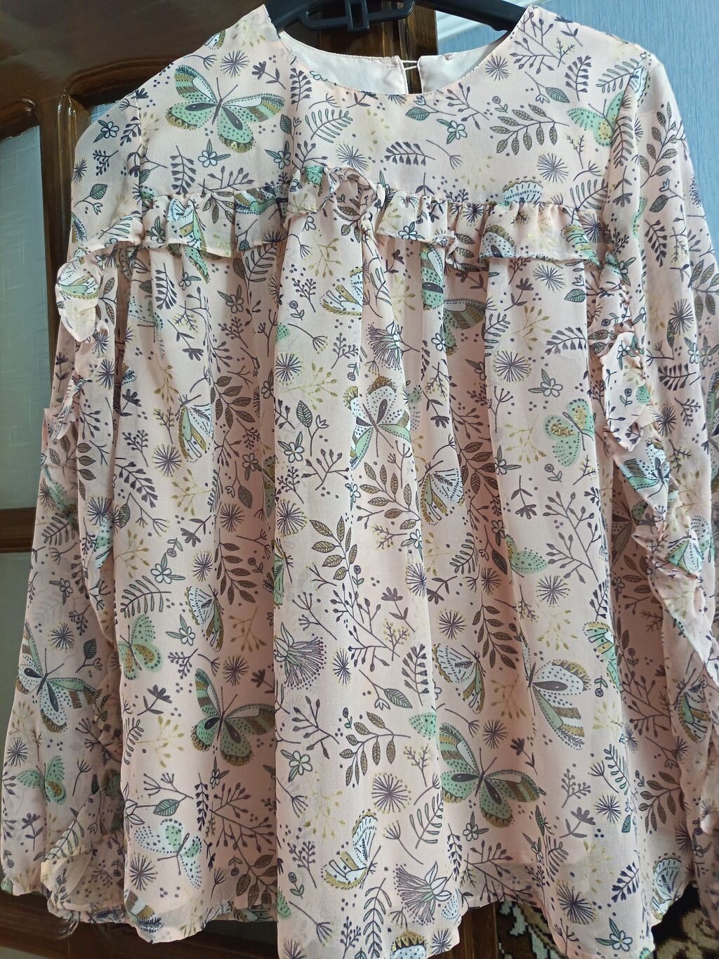 Gözəl dəbli kofta S 36 razmerə uyğun cəmi 2 dəfə istifadə edilib tam