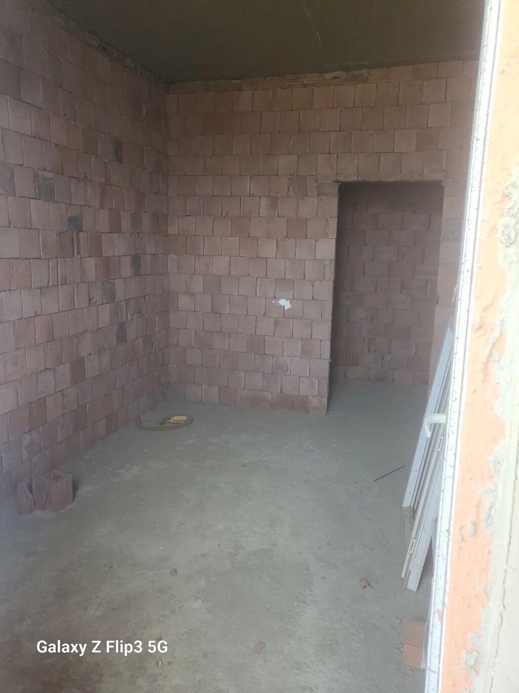 3 otaqlı, Yeni tikili, 73 kv. m