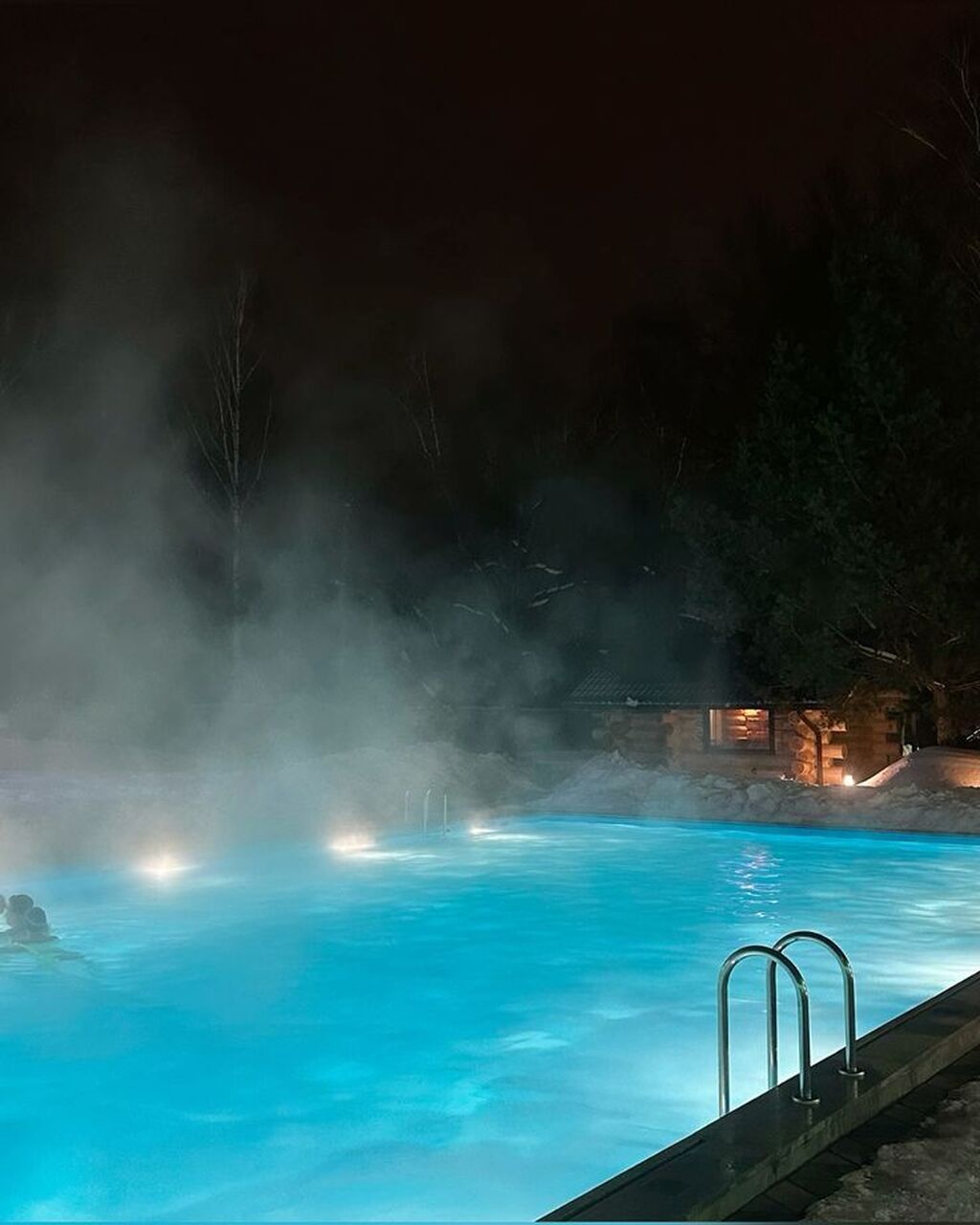 110 kv. m, 4 otaqlı, Hovuzlu