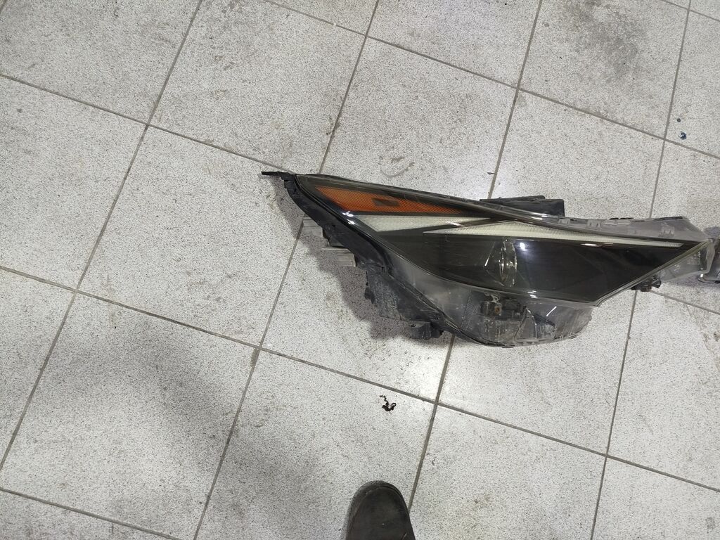 Komplekt, Yaxın və uzaq vuran işıqlar Toyota, Orijinal, ABŞ