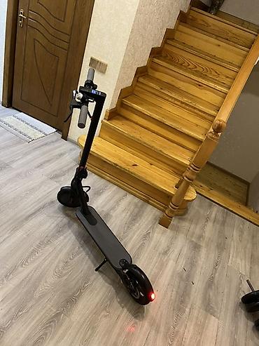 İşlənmiş Elektrik samokat 10", 501 - 750 Vt, 16 - 25 km/s, Ünvandan götürmə - şəkil 3