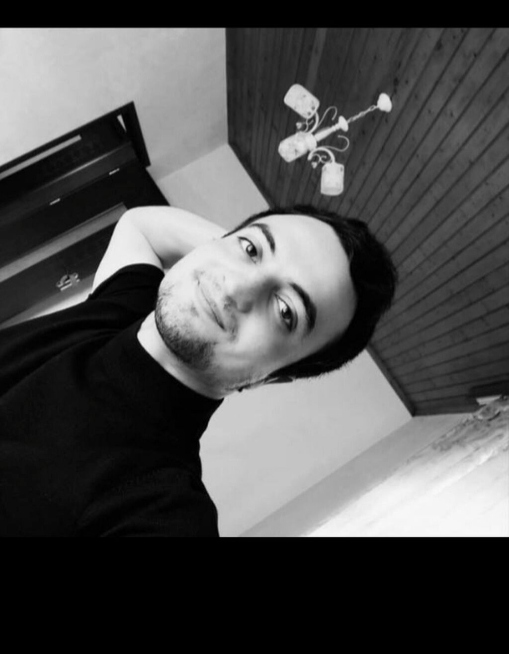 Sürücü işi Axtarıram. Taksi de və sirkətdə işləmişəm. Sertifikat