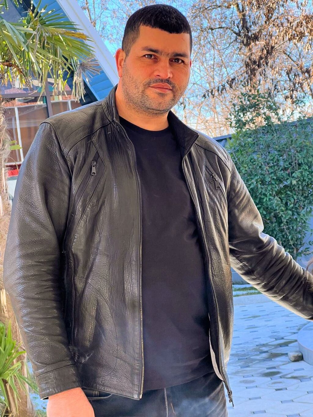 Şexsi mühafize-șexsi șofer,ofis isleri kadr iși üzre iș axtariram