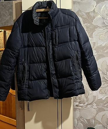 Qışlıq şişmə kişi gödəkçəsi - Rəng: tünd göy/qara ton - Model - şəkil 2