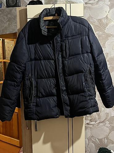 Qışlıq şişmə kişi gödəkçəsi - Rəng: tünd göy/qara ton - Model - şəkil 3