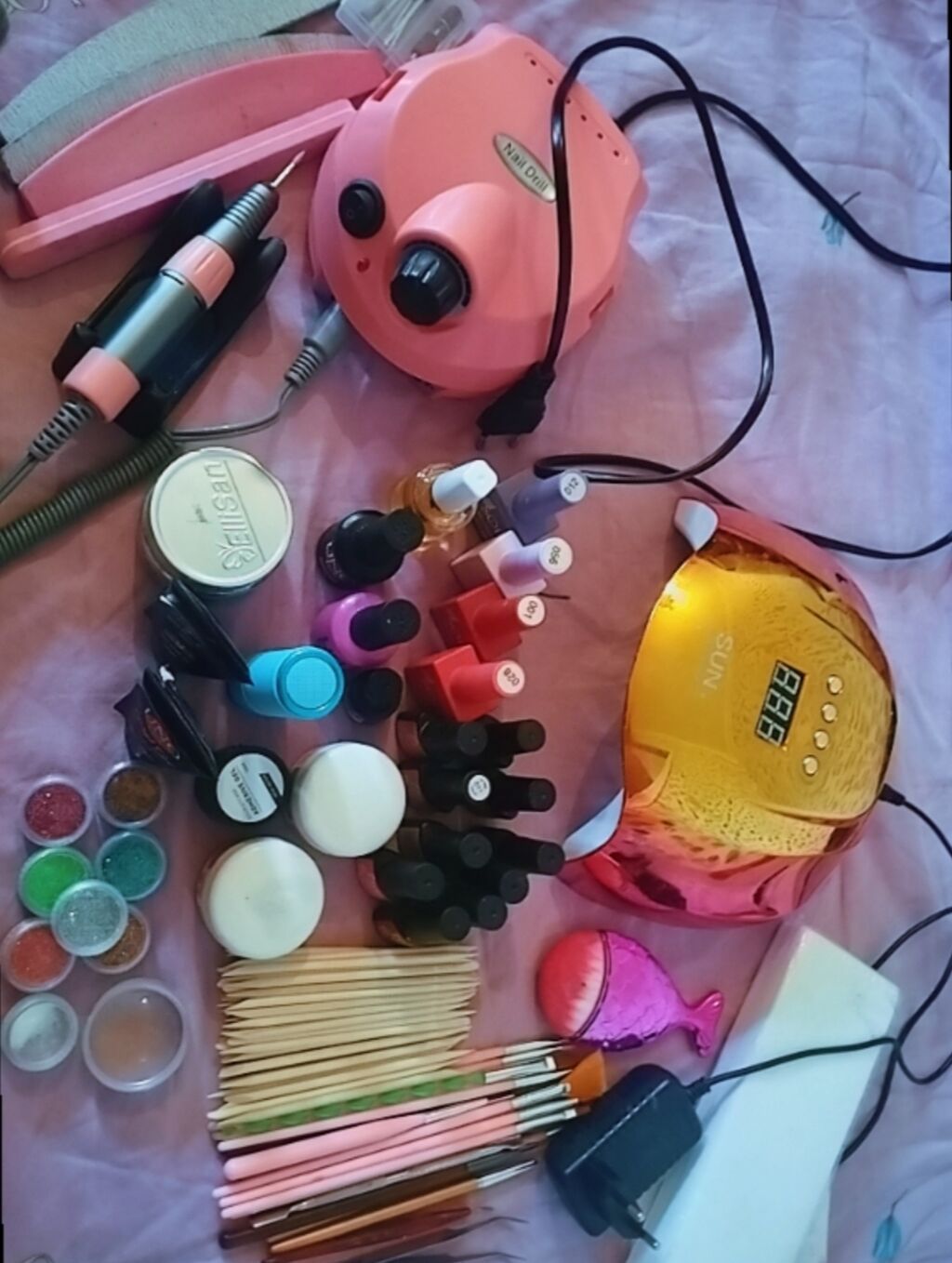 Manikür və gel-lak üçün professional dəst Tərkib: - Elektrik dırnaq