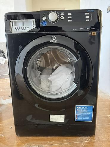 Indesit Innex önyükləməli paltaryuyan maşın - Rəng: qara, ön şüşəli - şəkil 2