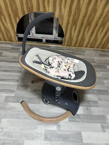 Oğlan və qız üçün, Beşik, Matras ilə, Yellənmə mexanizm ilə - şəkil 3