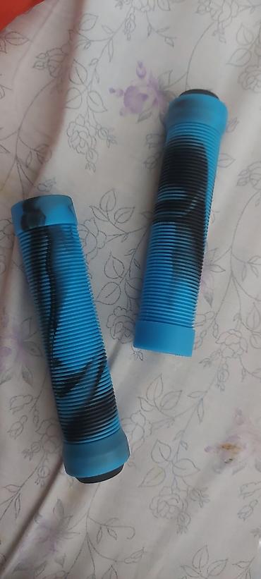 Məhsul: Velosiped üçün sükan tutacaqları (2 ədəd) - Rəng: mavi‑qara - şəkil 4