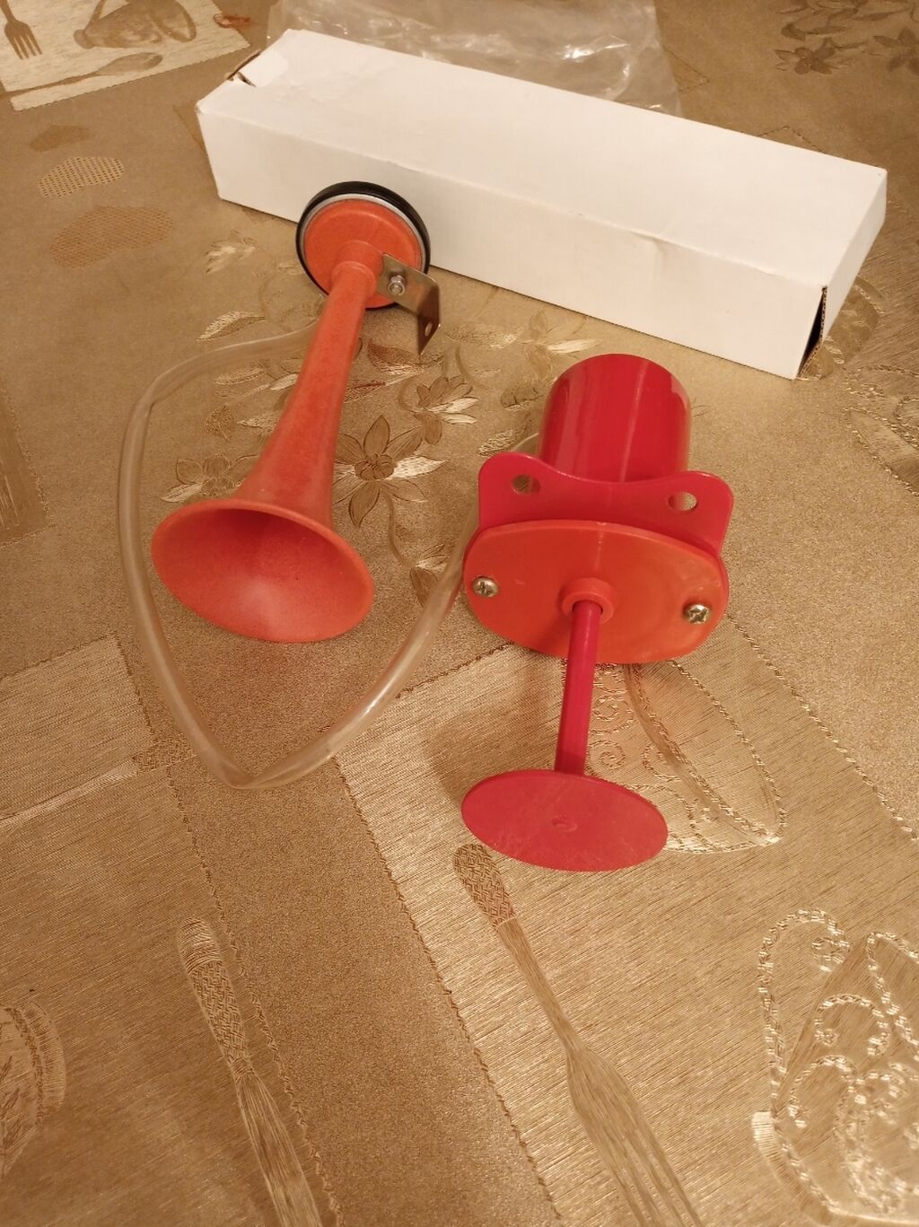 Zeng(velosiped uçun ve s.) Звонок(для велосипедов и др.)