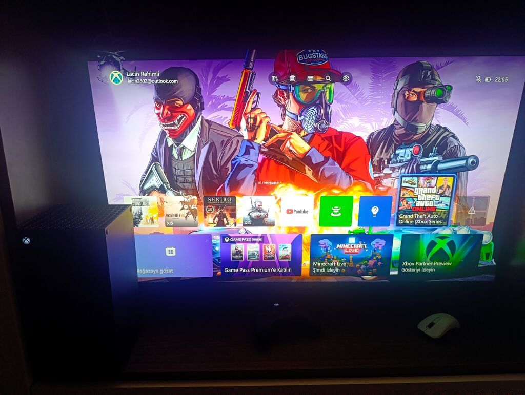 Xbox Series X konsolu + zəngin oyun kitabxanası Xüsusiyyətlər: -